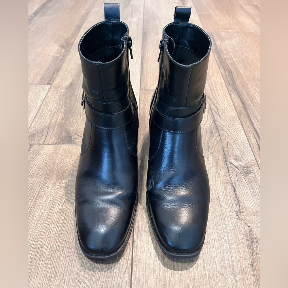 Leather ankle boots
